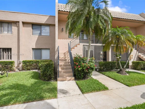 380 Racquet Club Rd APT 204, Weston, FL 33326