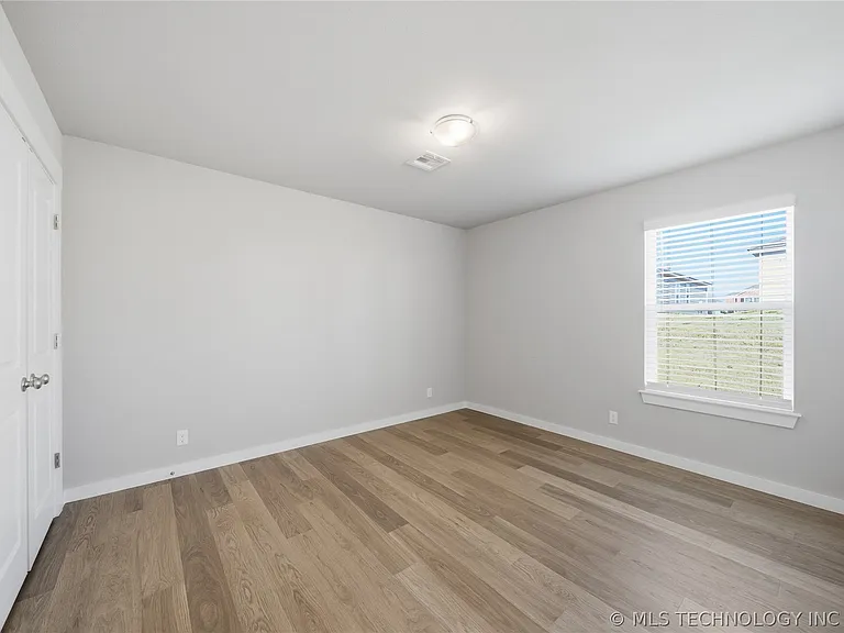 14631 E 39th St S — Photo 22