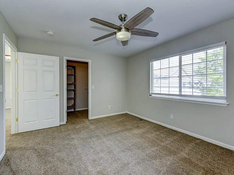 4801 Spyglass Dr — Photo 23