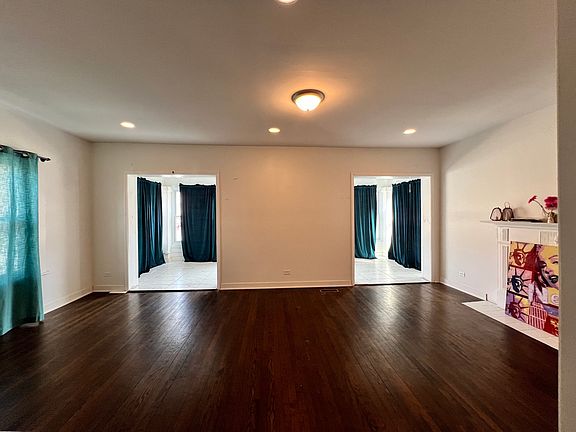 3rd image of 7700 S Yates Blvd