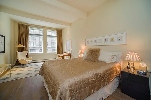 Sold by Corcoran | media 6