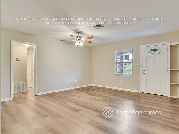 3rd image of 5915 Westbury Dr