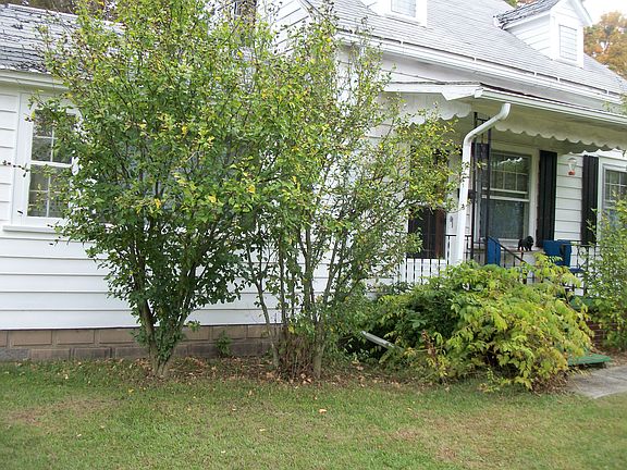 2nd image of 11 Mountain Ave