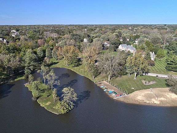 3rd image of 14 Kitson Dr