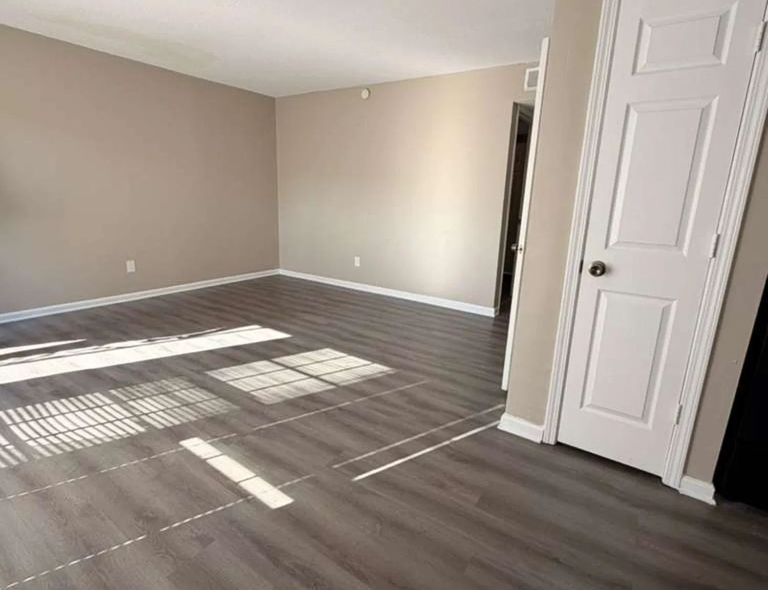 2 bed, 989 sqft, $850 — Photo 3