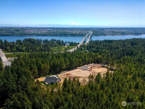 2212 19th Avenue NW, Gig Harbor, WA 98335