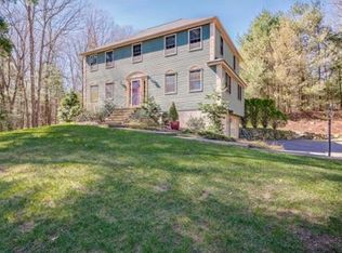 3 Curtis Ln, Medway, MA 02053