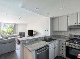 5143 Bakman Ave APT 212, North Hollywood, CA 91601