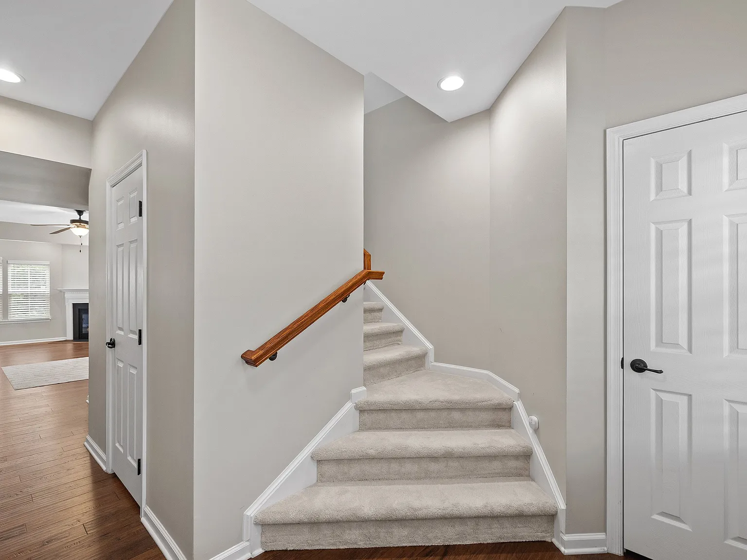 3 bed, 1750 sqft, $1,950 — Photo 3