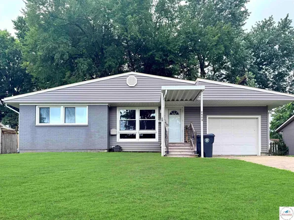 2503 Albert Lee Ave, Sedalia, MO 65301