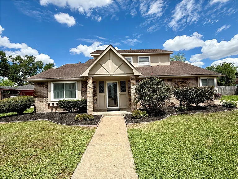 2306 Rushbrook Dr — Photo 1