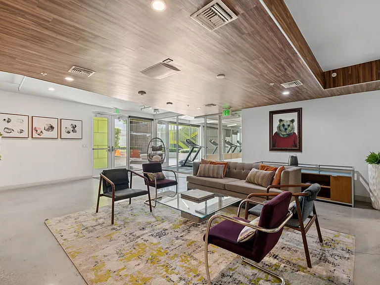 Village Lofts — Photo 16
