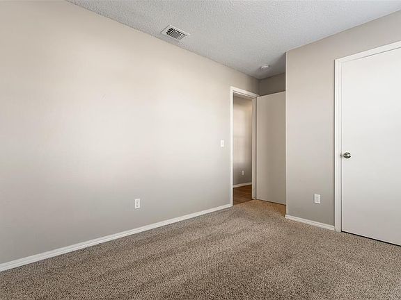 4th image of 3324 NE 20th St