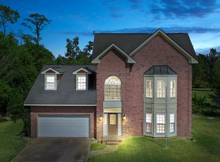 301 Idlewood Dr, Waveland, MS 39576