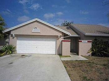 4th image of 10637 NW 32nd Pl