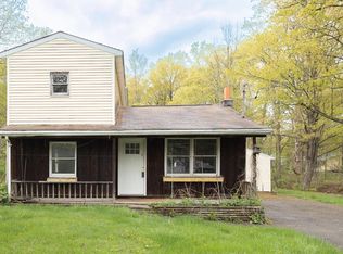 6 Rock Rd, Vestal, NY 13850