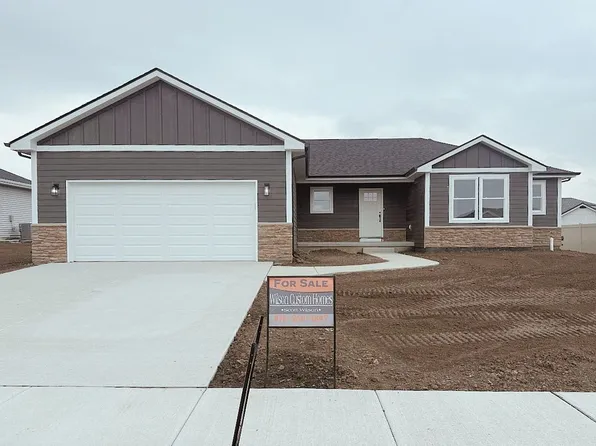 1686 Campton Dr, Bourbonnais, IL 60914