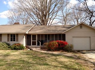 203 S Peak St, Columbus, NC 28722