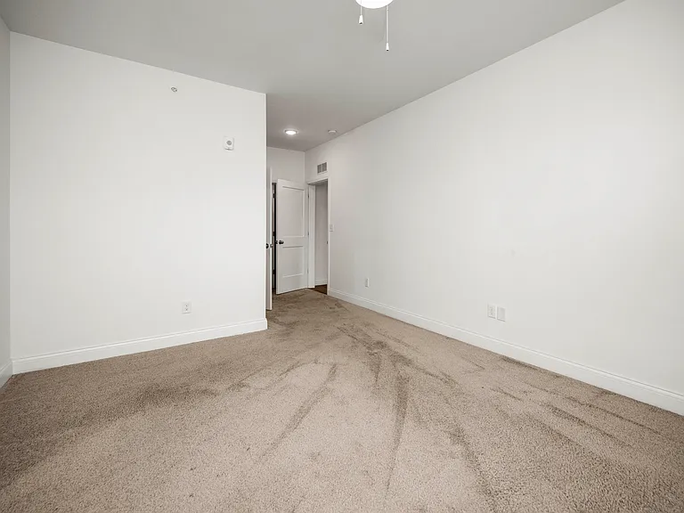231 Walton Ave #302 — Photo 11
