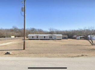 123 Alice Springs Ln, Weatherford, TX 76085