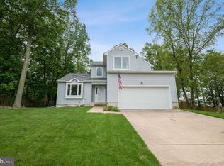25 Damon Dr, Sicklerville, NJ