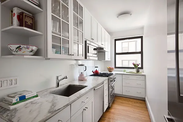 Sold by Stribling | media 12