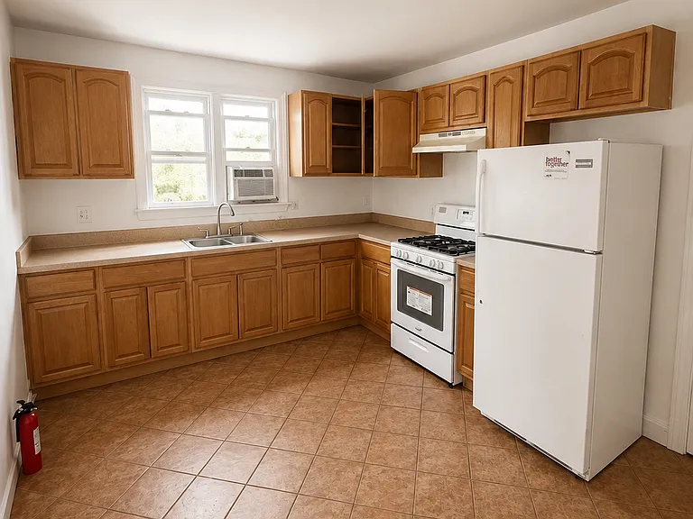 513 Stetson St #2 — Photo 1