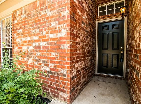 2nd image of 614 Joy Ln