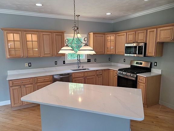 5th image of 3872 Dynasty Ln