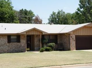 607 Sunset Dr, Frederick, OK 73542