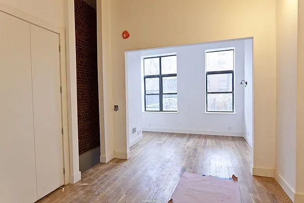 Rented by Fiddler Realty | media 13