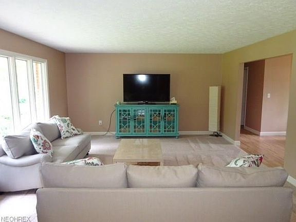 3rd image of 2973 Sherbrooke Valley Ct