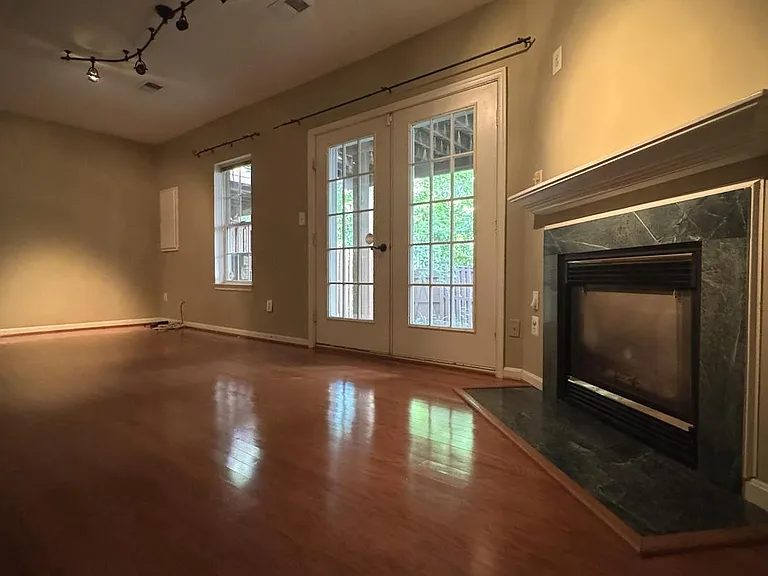4741 Thornbury Dr — Photo 17