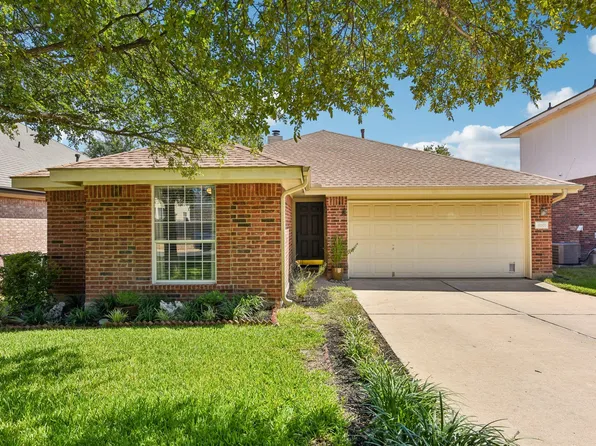 8105 Hawick Dr, Round Rock, TX 78681