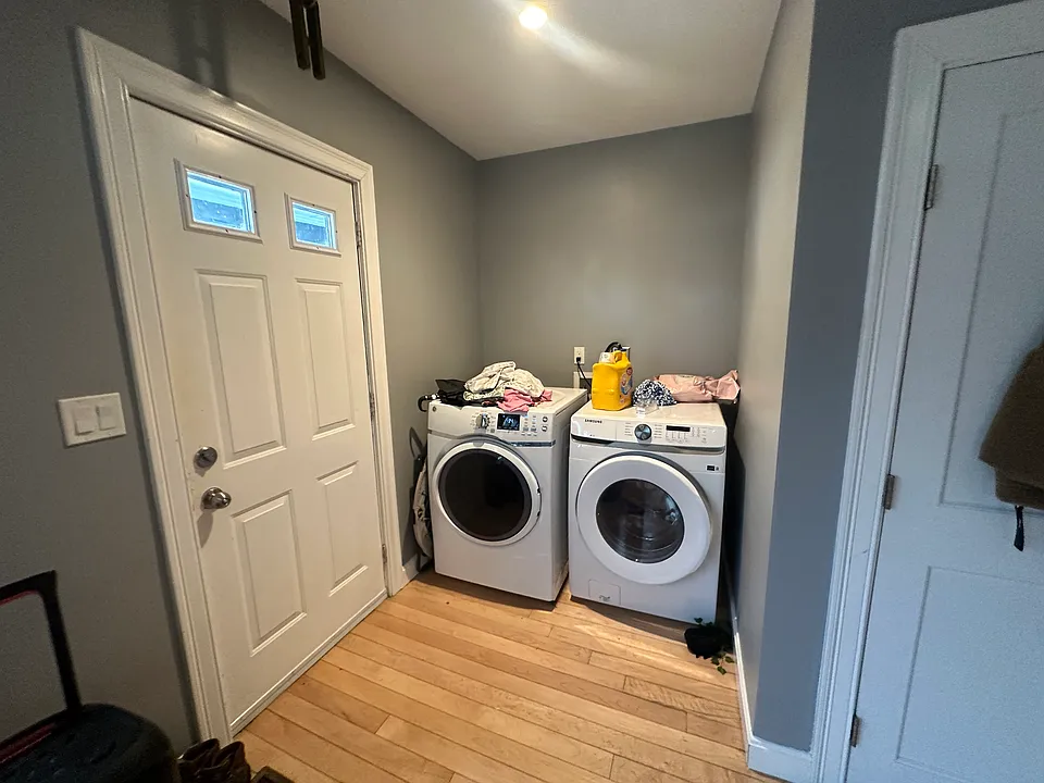 31-33 Thornton St #1