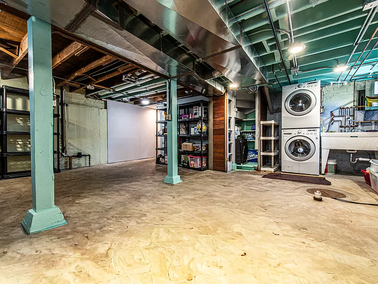 6611 W Foster Ave — Photo 33