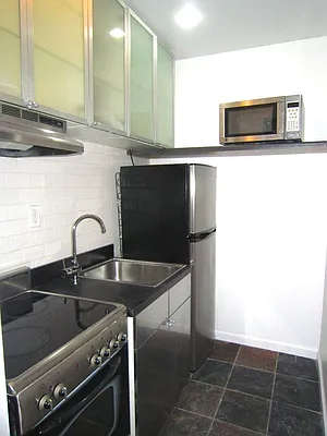 Rented by City Connections Realty | media 42