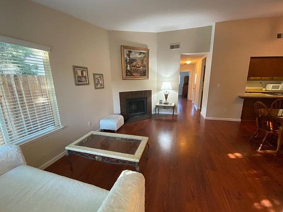 3rd image of 7787 Chancery Ct