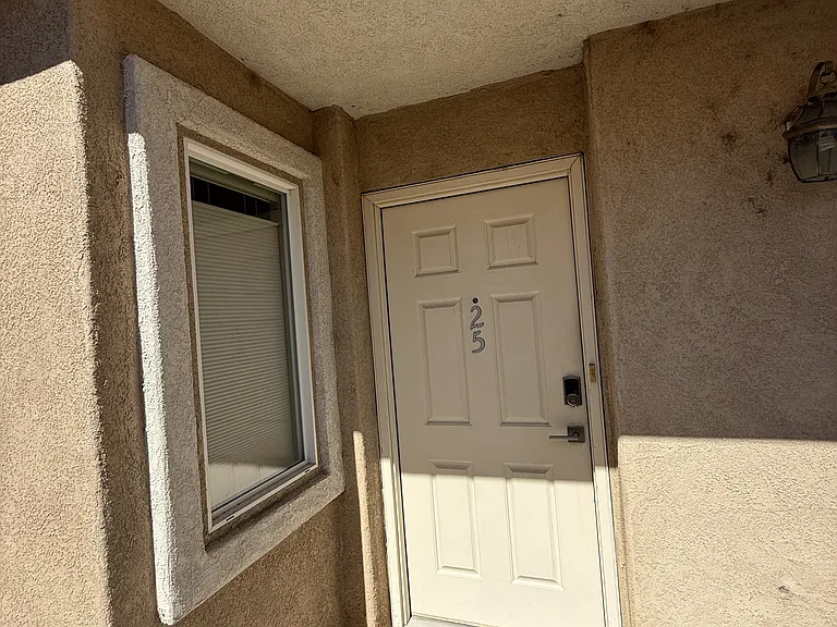 6800 Vista Del Norte Dr NE #925 — Photo 1