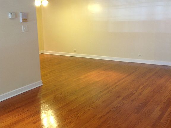 4th image of 5205 W Drummond Pl APT 10