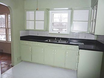 2nd image of 2426 Miller Rd