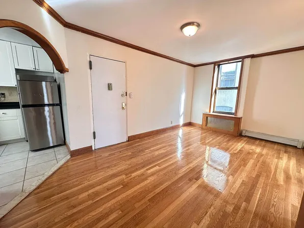 16 E 105th St #94, New York, NY 10029
