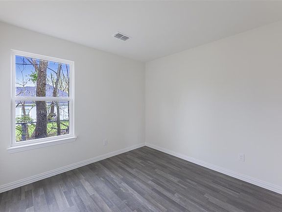 4th image of 1601 Hays St