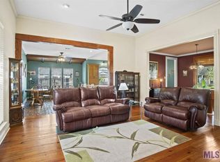 2113 Oakcliff Dr, Baton Rouge, LA 70810