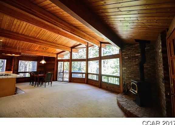 2nd image of 1225 Lilac Dr