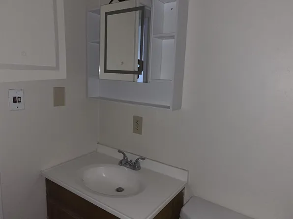 320 Hubbard St, Beckley, WV 25801