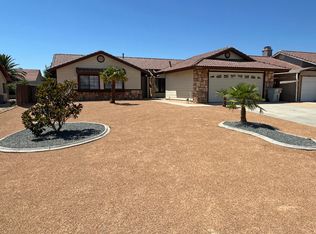 13635 Elm St, Hesperia, CA 92344