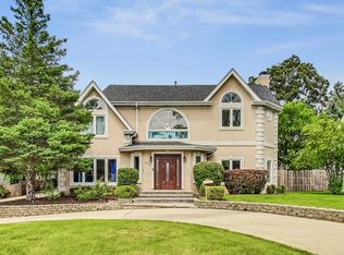 3410 Meadow Ln, Glenview, IL 60025