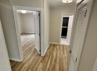 134 Hinsdell Pl APT 2, Elgin, IL 60120