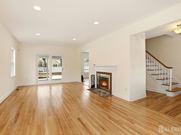 4th image of 269 Remsen Ave